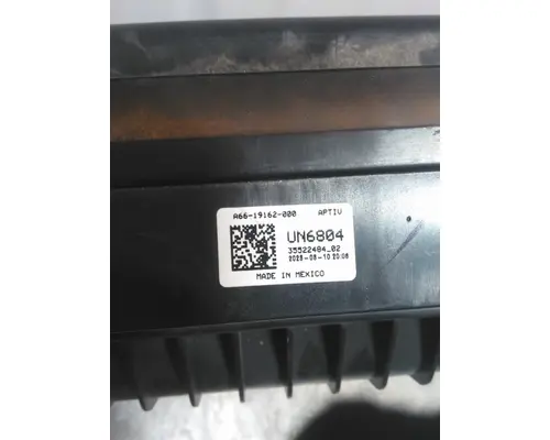 FREIGHTLINER CASCADIA 126 POWERNET DISTRIBUTION BOX (PNDB)