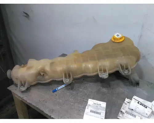 FREIGHTLINER CASCADIA 126 RADIATOR OVERFLOW TANK