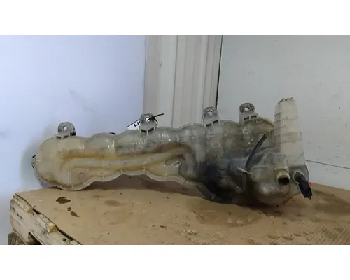 FREIGHTLINER CASCADIA 126 RADIATOR OVERFLOW TANK