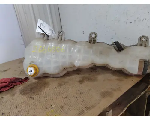 FREIGHTLINER CASCADIA 126 RADIATOR OVERFLOW TANK