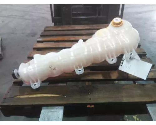 FREIGHTLINER CASCADIA 126 RADIATOR OVERFLOW TANK