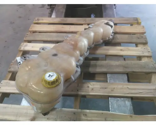 FREIGHTLINER CASCADIA 126 RADIATOR OVERFLOW TANK