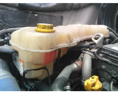 FREIGHTLINER CASCADIA 126 RADIATOR OVERFLOW TANK