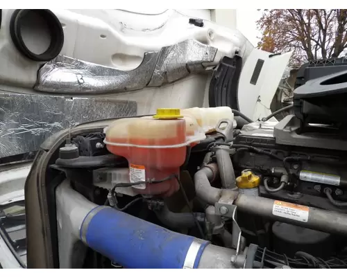 FREIGHTLINER CASCADIA 126 RADIATOR OVERFLOW TANK