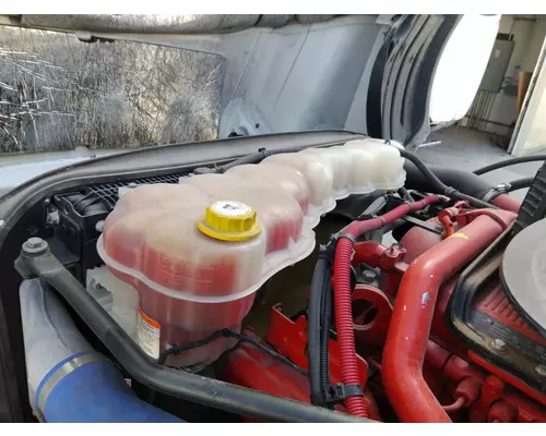 FREIGHTLINER CASCADIA 126 RADIATOR OVERFLOW TANK