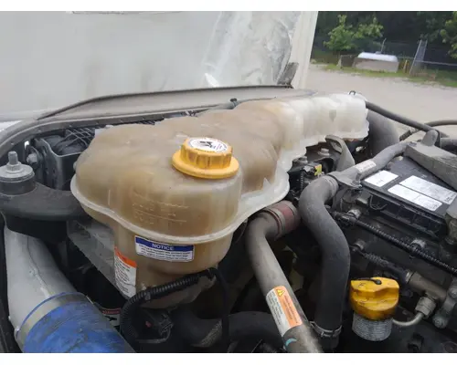 FREIGHTLINER CASCADIA 126 RADIATOR OVERFLOW TANK