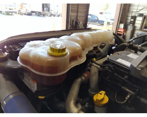 FREIGHTLINER CASCADIA 126 RADIATOR OVERFLOW TANK