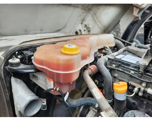 FREIGHTLINER CASCADIA 126 RADIATOR OVERFLOW TANK