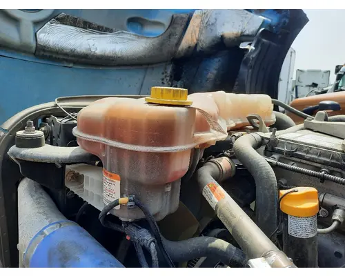 FREIGHTLINER CASCADIA 126 RADIATOR OVERFLOW TANK