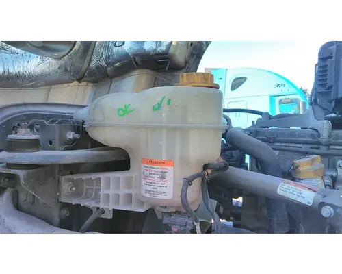 FREIGHTLINER CASCADIA 126 RADIATOR OVERFLOW TANK