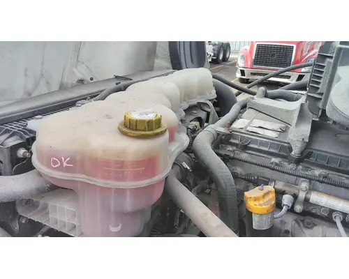 FREIGHTLINER CASCADIA 126 RADIATOR OVERFLOW TANK