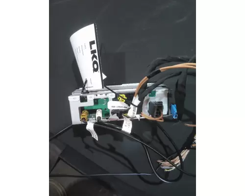 FREIGHTLINER CASCADIA 126 RADIO AMFMBLUETOOTH