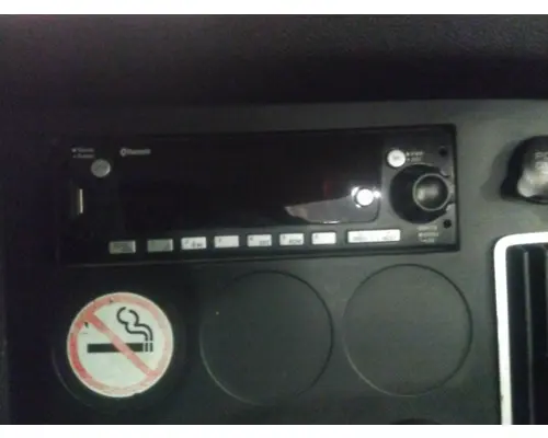 FREIGHTLINER CASCADIA 126 RADIO AMFMBLUETOOTH