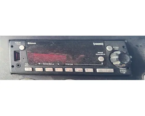 FREIGHTLINER CASCADIA 126 RADIO AMFMBLUETOOTH