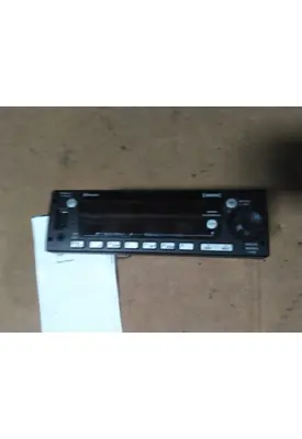 FREIGHTLINER CASCADIA 126 RADIO AM/FM/BLUETOOTH