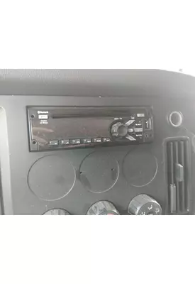 FREIGHTLINER CASCADIA 126 RADIO AM/FM/BLUETOOTH