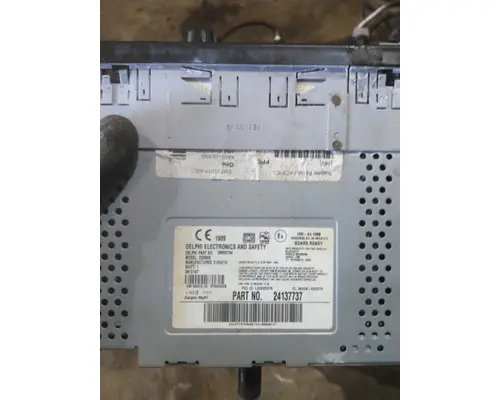 FREIGHTLINER CASCADIA 126 RADIO AMFMBLUETOOTH