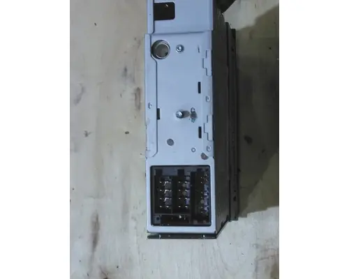 FREIGHTLINER CASCADIA 126 RADIO AMFMBLUETOOTH
