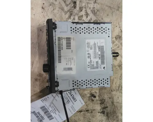 FREIGHTLINER CASCADIA 126 RADIO AMFMBLUETOOTH