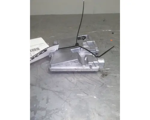 FREIGHTLINER CASCADIA 126 RADIO AV EQUIPMENT