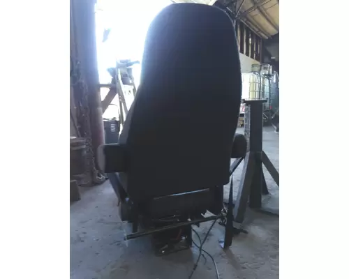 FREIGHTLINER CASCADIA 126 SEAT, FRONT