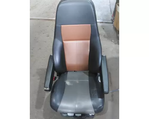 FREIGHTLINER CASCADIA 126 SEAT, FRONT