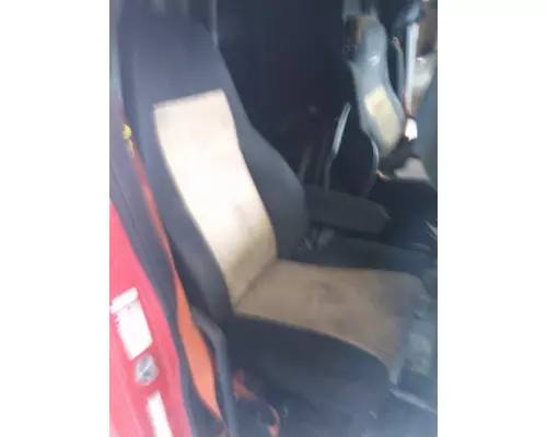 FREIGHTLINER CASCADIA 126 SEAT, FRONT