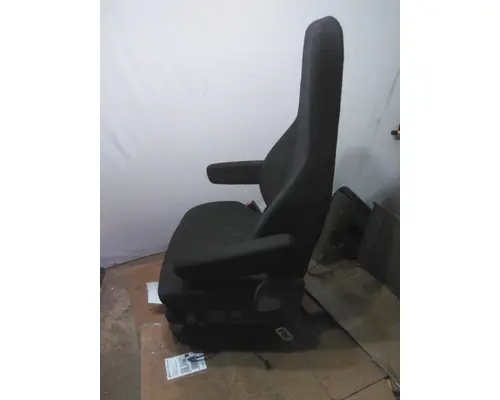 FREIGHTLINER CASCADIA 126 SEAT, FRONT