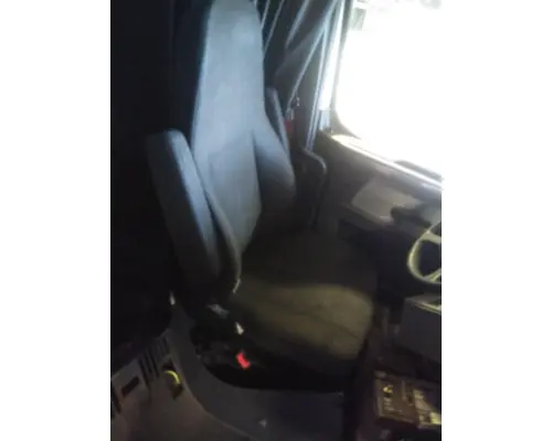 FREIGHTLINER CASCADIA 126 SEAT, FRONT