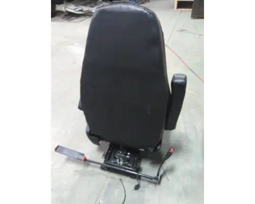 FREIGHTLINER CASCADIA 126 SEAT, FRONT
