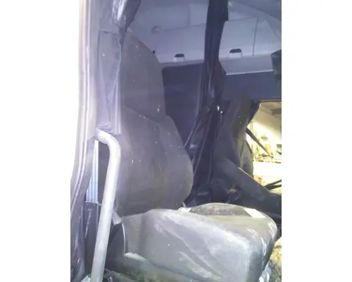 FREIGHTLINER CASCADIA 126 SEAT, FRONT