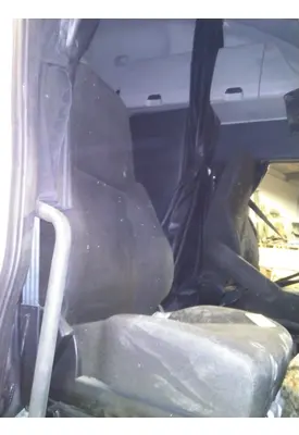 FREIGHTLINER CASCADIA 126 SEAT, FRONT