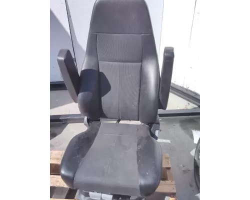 FREIGHTLINER CASCADIA 126 SEAT, FRONT