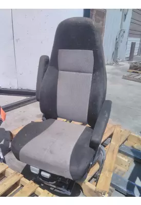 FREIGHTLINER CASCADIA 126 SEAT, FRONT