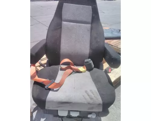 FREIGHTLINER CASCADIA 126 SEAT, FRONT