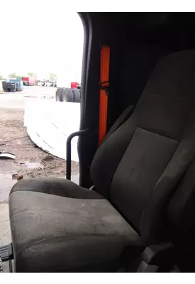 FREIGHTLINER CASCADIA 126 SEAT, FRONT