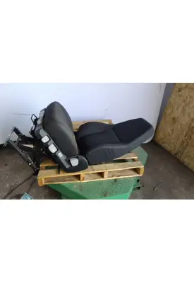 FREIGHTLINER CASCADIA 126 SEAT, FRONT