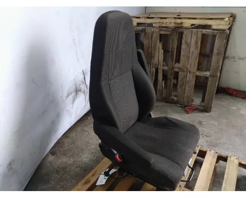 FREIGHTLINER CASCADIA 126 SEAT, FRONT