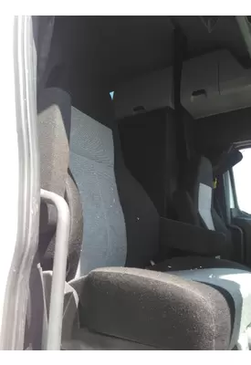 FREIGHTLINER CASCADIA 126 SEAT, FRONT