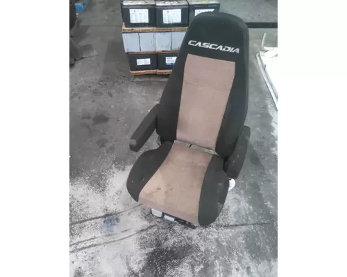 FREIGHTLINER CASCADIA 126 SEAT, FRONT