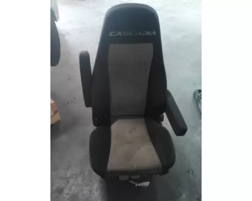 FREIGHTLINER CASCADIA 126 SEAT, FRONT