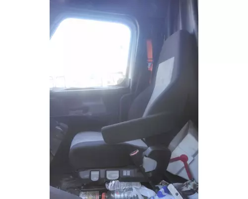 FREIGHTLINER CASCADIA 126 SEAT, FRONT