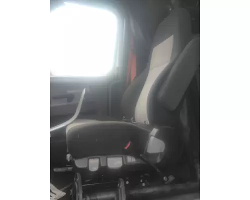 FREIGHTLINER CASCADIA 126 SEAT, FRONT