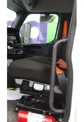 FREIGHTLINER CASCADIA 126 SEAT, FRONT
