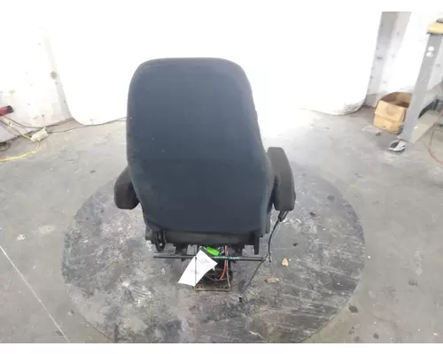 FREIGHTLINER CASCADIA 126 SEAT, FRONT