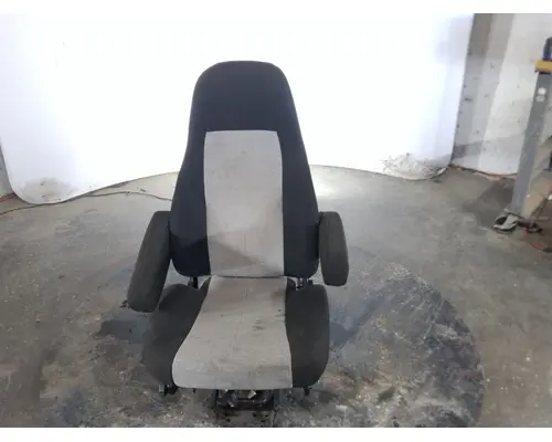 FREIGHTLINER CASCADIA 126 SEAT, FRONT