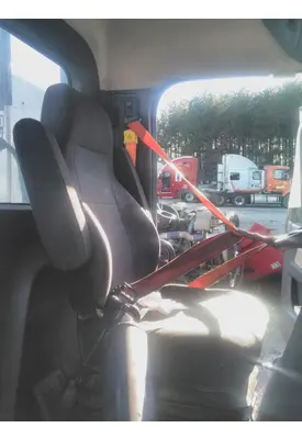 FREIGHTLINER CASCADIA 126 SEAT, FRONT