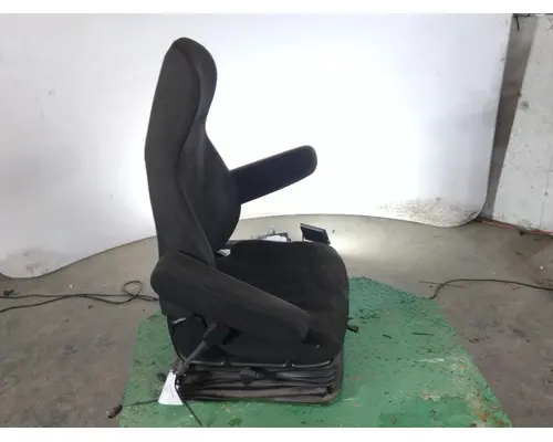 FREIGHTLINER CASCADIA 126 SEAT, FRONT