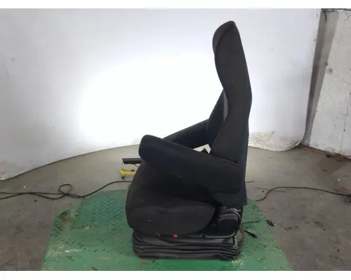 FREIGHTLINER CASCADIA 126 SEAT, FRONT