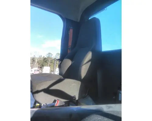 FREIGHTLINER CASCADIA 126 SEAT, FRONT